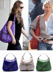 hollywood-stars-wear-colored-handbags