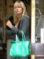 kate-moss-green-handbag-2010