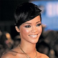 rihanna-short-hairstyle-for-2010