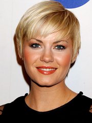 twiggy-fashion-hairstyle-tips-trends-in-hair-2010