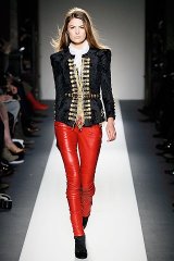balmain-fall-winter-fashion-trends-2010-leather-pants
