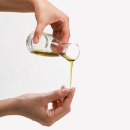Olive oil for fingernails