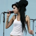 Amy Winehouse hairstyle