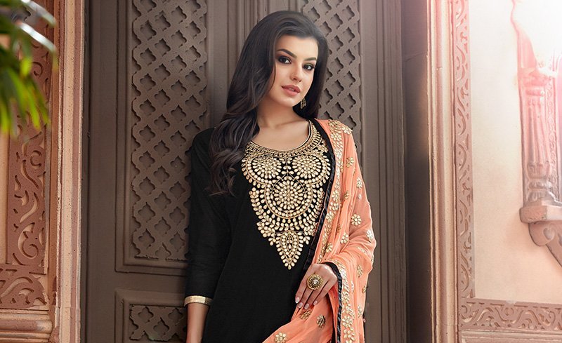 Punjabi Suit - Indian fashion